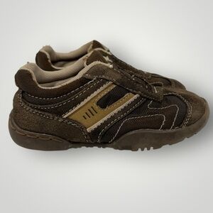 Toddler Cherokee slip on shoes size 9